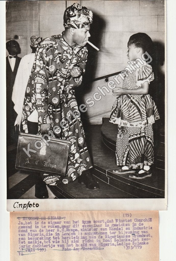 A.C. Nwapa minister Nigeria met Bomi Solanke persfoto 1953, Gebruikt, Verzenden, Foto, 1940 tot 1960
