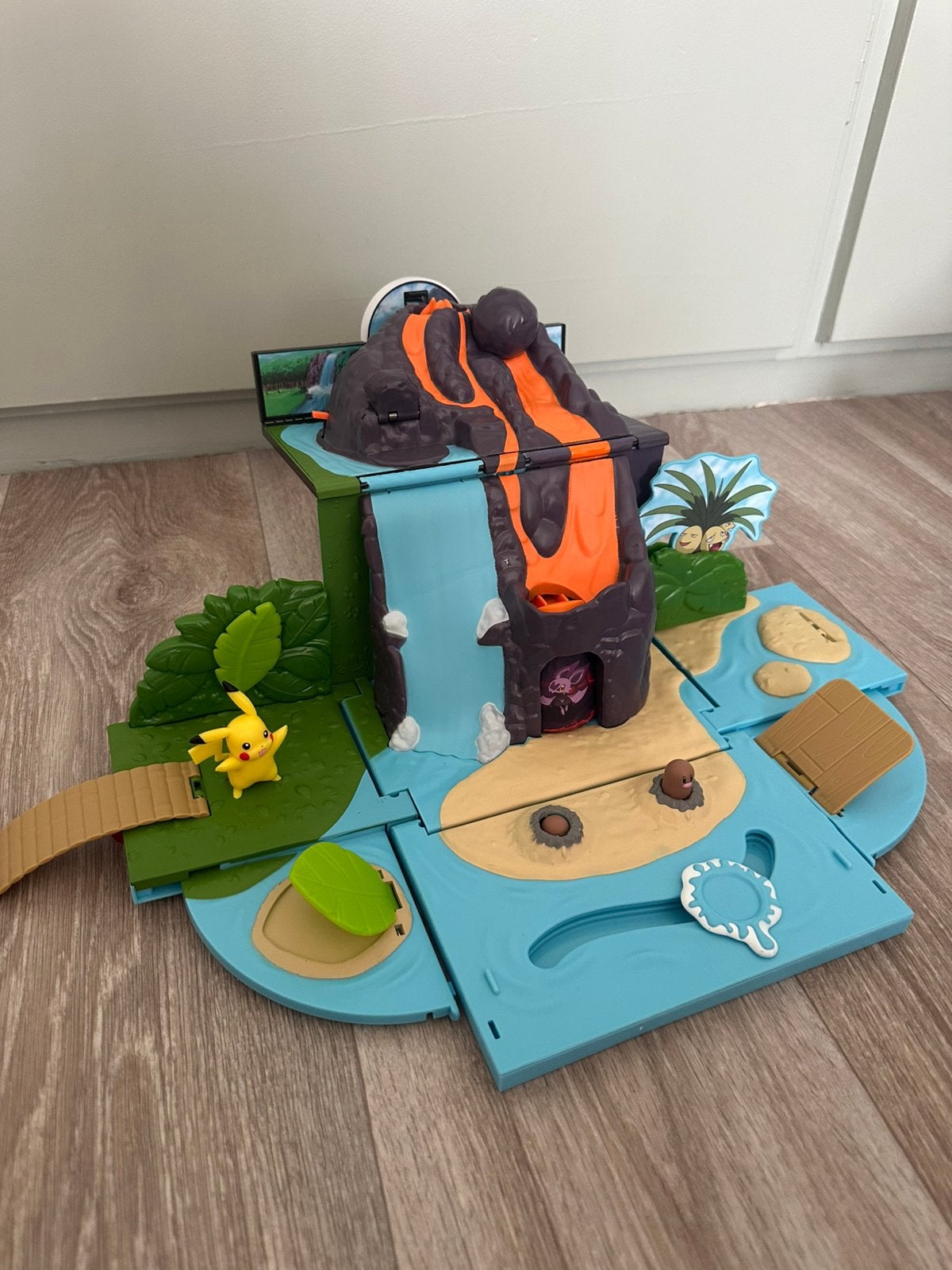 Pokemon playset: vulkaan eiland met pikachu, Ophalen, Nieuw