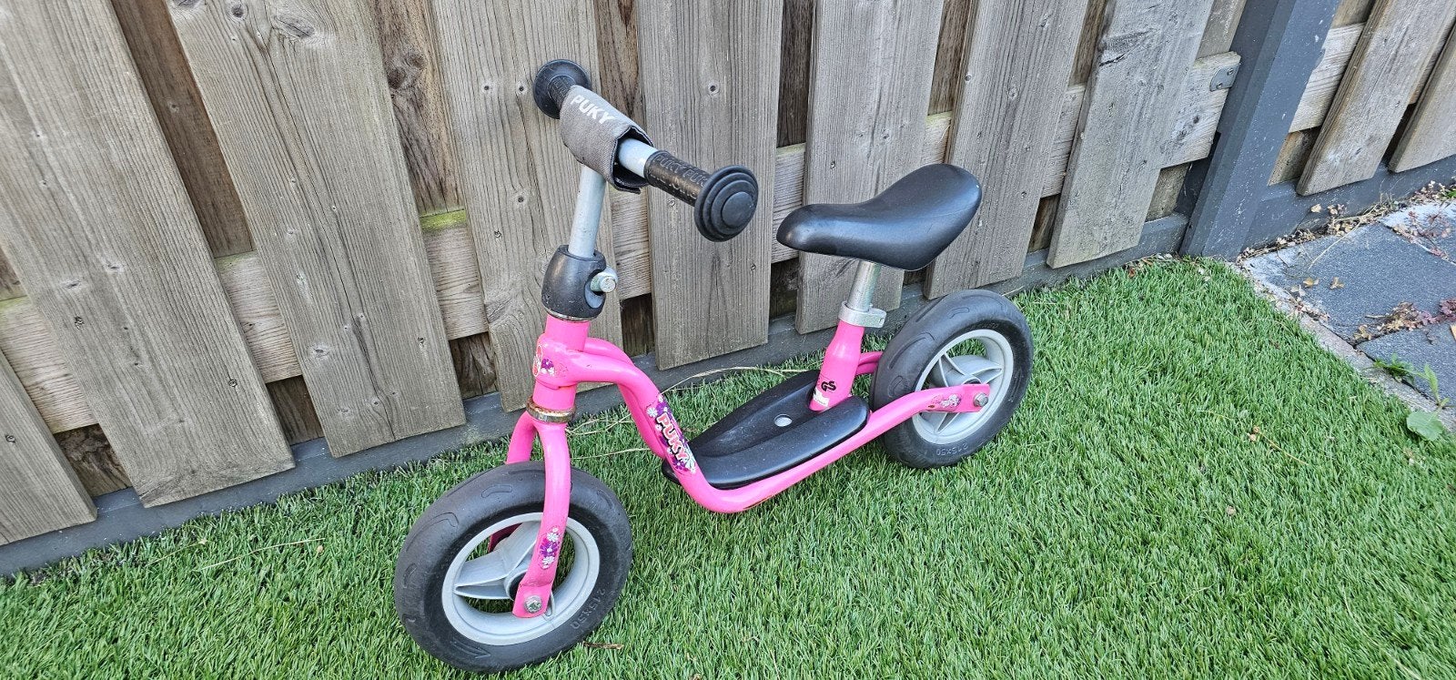Puky loopfiets roze, Fietsen en Brommers, Fietsen | Kinderfietsjes, Ophalen, Gebruikt, Minder dan 16 inch, Puky
