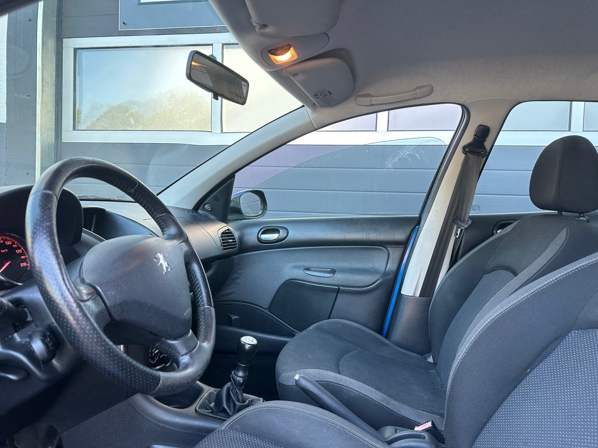 Peugeot 206 + 1.4 XS | AIRCO | CRUISE CONTROL | TREKHAAK | N, Auto's, Peugeot, Voorwielaandrijving, Stof, 31 €/maand, 4 cilinders