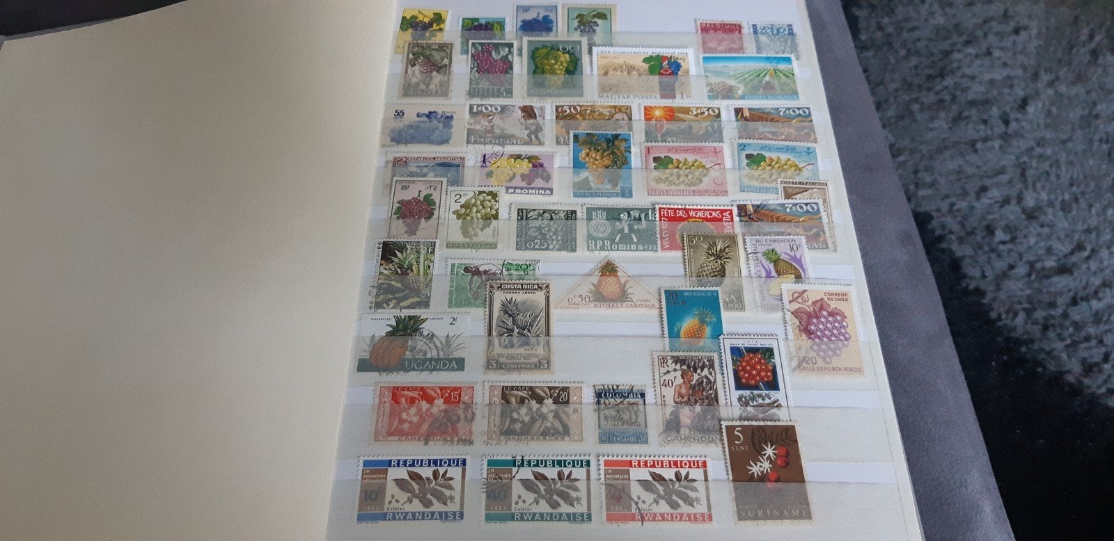 Postzegels vruchten kavel 1, Ophalen of Verzenden, Gestempeld, Dier of Natuur