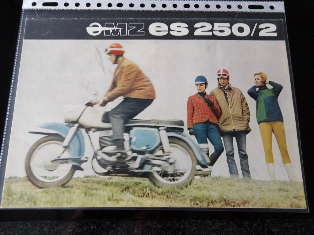MZ ES 250/2 Motorfolder - Vintage Motorfiets Brochure, Ophalen of Verzenden, Overige merken