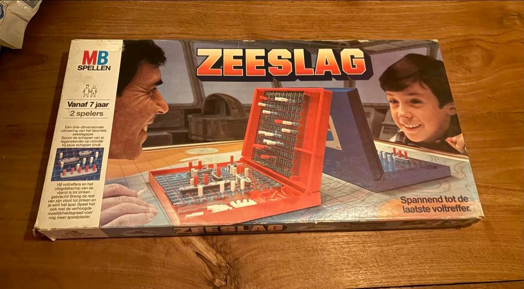 MB Spellen Zeeslag - Vintage Editie Klassiek Bordspel, Een of twee spelers, Ophalen of Verzenden, Gebruikt