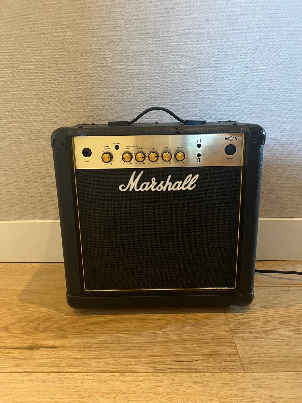 Marshall MG15 gitaarversterker, Ophalen, Zo goed als nieuw, Minder dan 50 watt