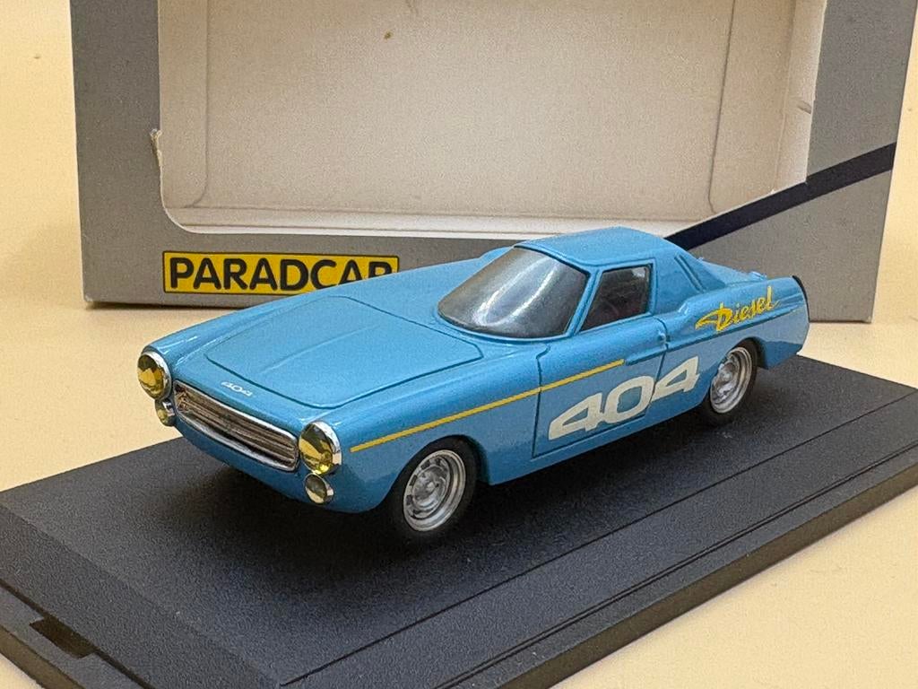 Peugeot 404 Diesel Coupe 1:43 Paradcar, Ophalen of Verzenden, Zo goed als nieuw, Auto, Overige merken