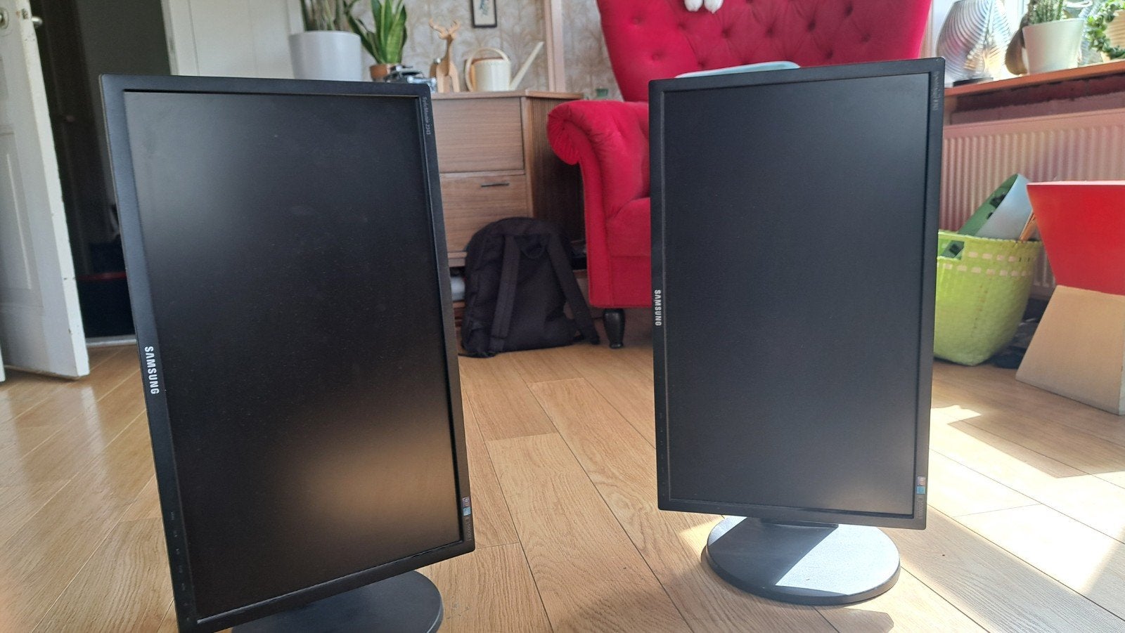 2 monitoren, Computers en Software, Monitoren, Ophalen, In hoogte verstelbaar, Samsung monitor, DVI