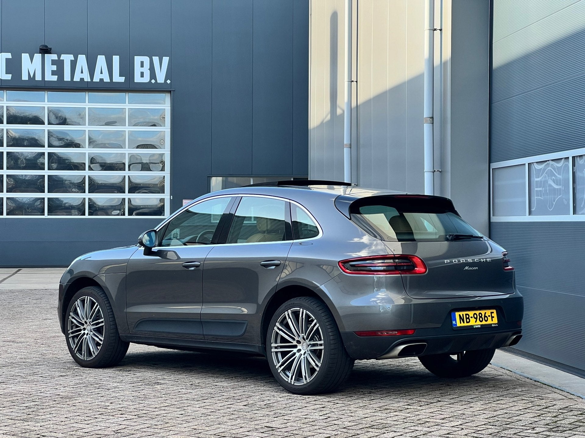 Porsche Macan 2.0 bj.2017 NL auto|Pano|Camera|Nap., Automaat, Gebruikt, 4 cilinders, Bedrijf