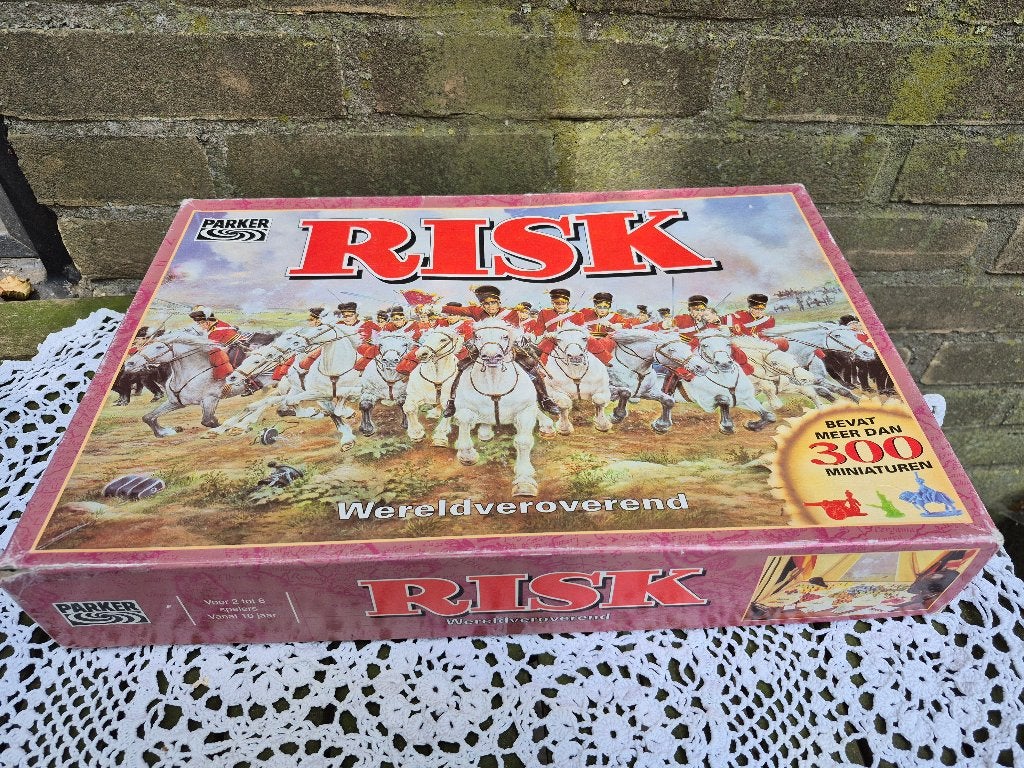 Risk, Ophalen of Verzenden, Gebruikt, Parker