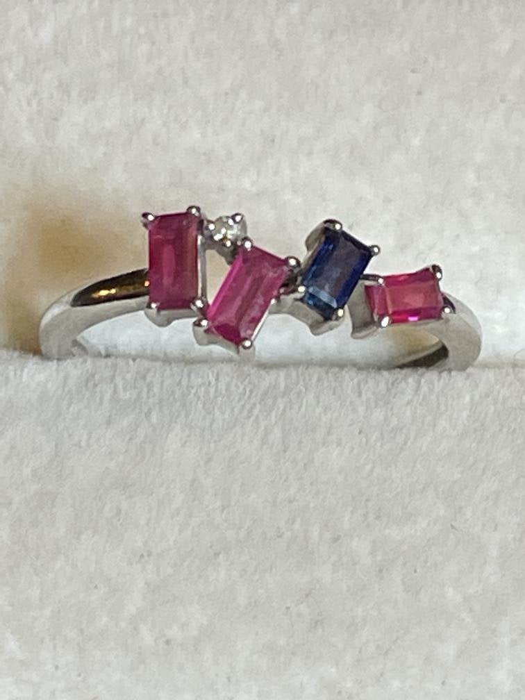 9 karaat witgouden ring met robijn saffier diamant, Wit, Ophalen of Verzenden, Nvt, Dame