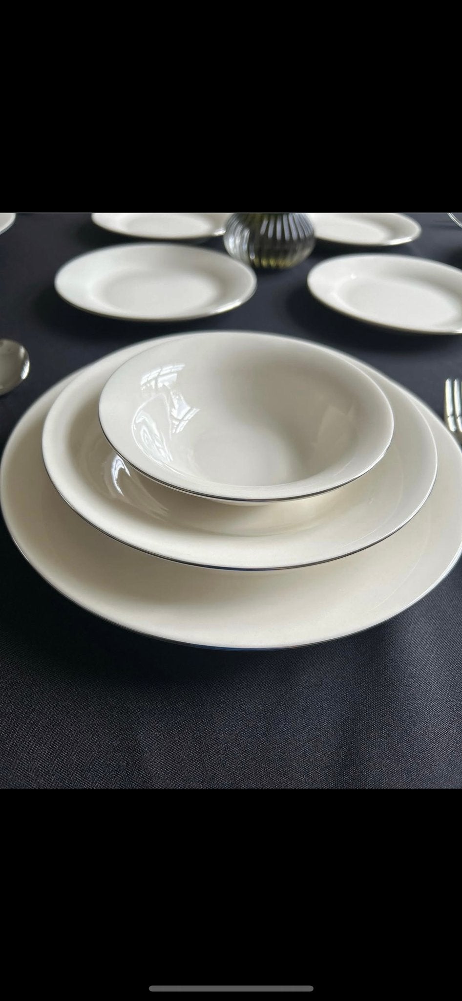 Nieuw wit serviesset met zilveren rand 24 delig, Ophalen, Keramiek, Nieuw, Modern