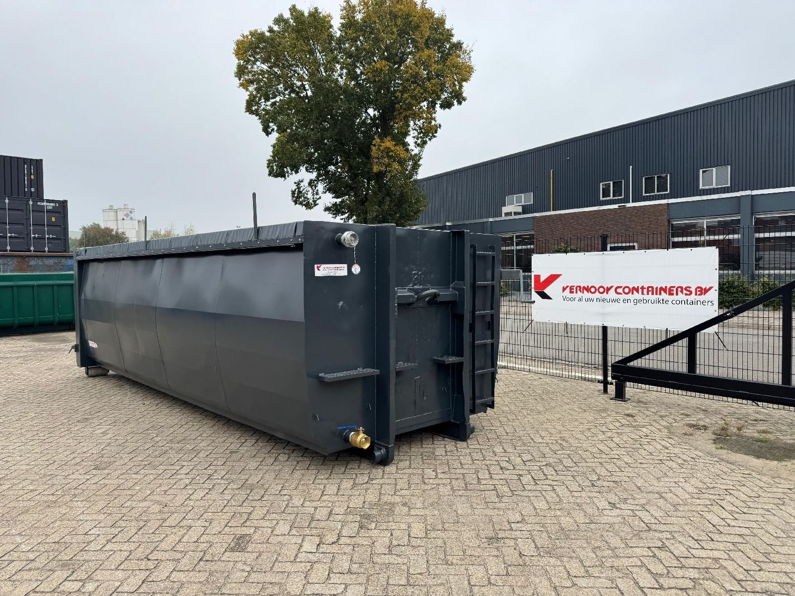 VERNOOY VLOEISTOFDICHT 30M3 9355, Dave Vernooij, Dave@vernooy.nl, Kellensedwarsweg 9
4004 JC  Tiel, NL