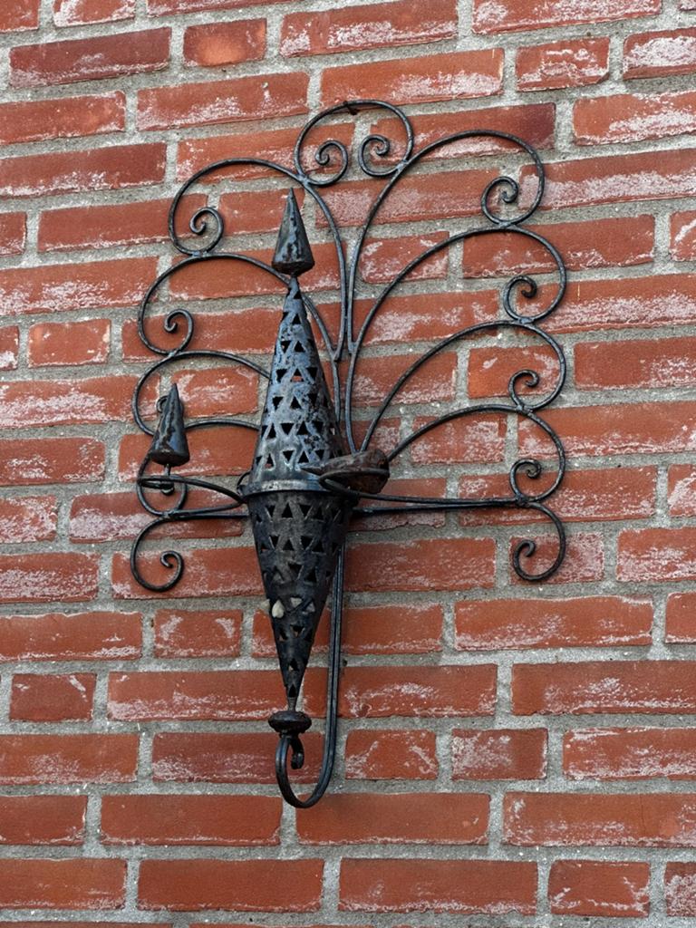 Decoratieve Wandkandelaar van gietijzer, Ophalen, Overige materialen