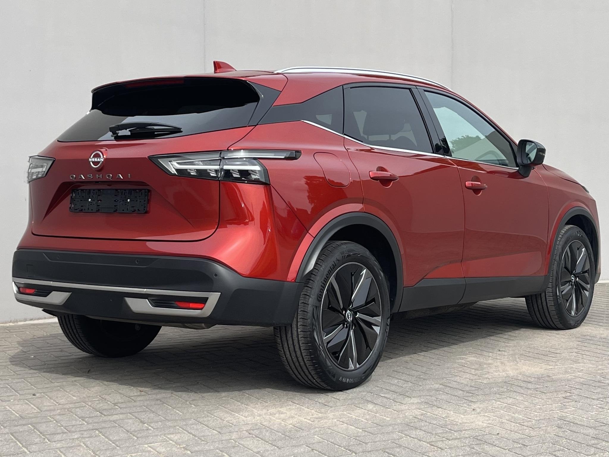 Nissan Qashqai 1.3 MHEV Xtronic Tekna / Panoramadak / Cruise, Euro 6, 4 cilinders, 1365 kg, Bedrijf
