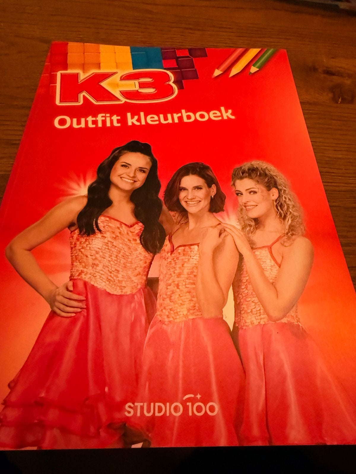 K3 Outfit Kleurboek - Studio 100, Kinderen en Baby's, Ophalen of Verzenden, Gebruikt, Knutselen