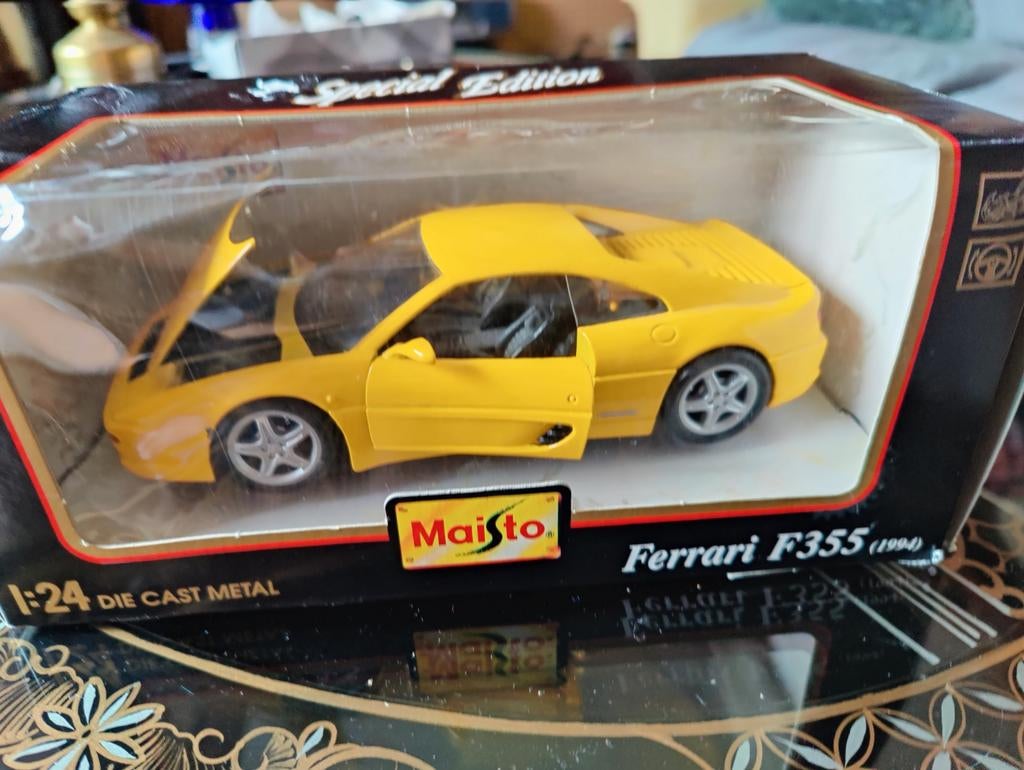 Maisto Ferrari F355 (1994) - Gele Diecast Modelauto 1:24, Hobby en Vrije tijd, Modelauto's | 1:24, Ophalen of Verzenden