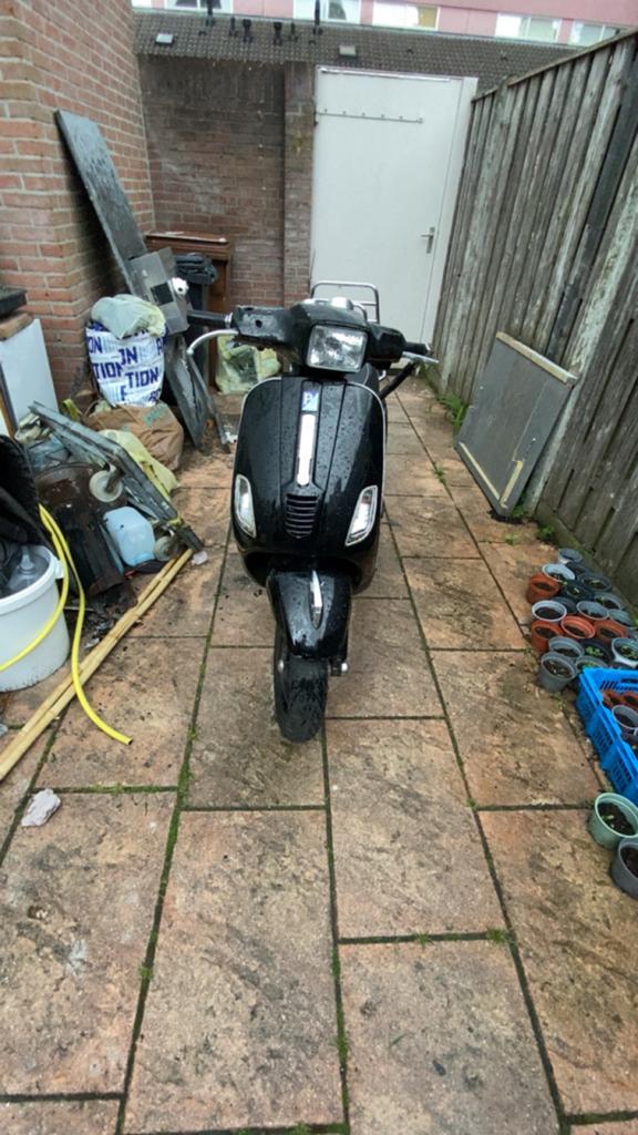 Een mooi scooter voor dagelijks gebruik heeft 17k km gelopen, Ophalen, Gebruikt, Benzine, Overige modellen