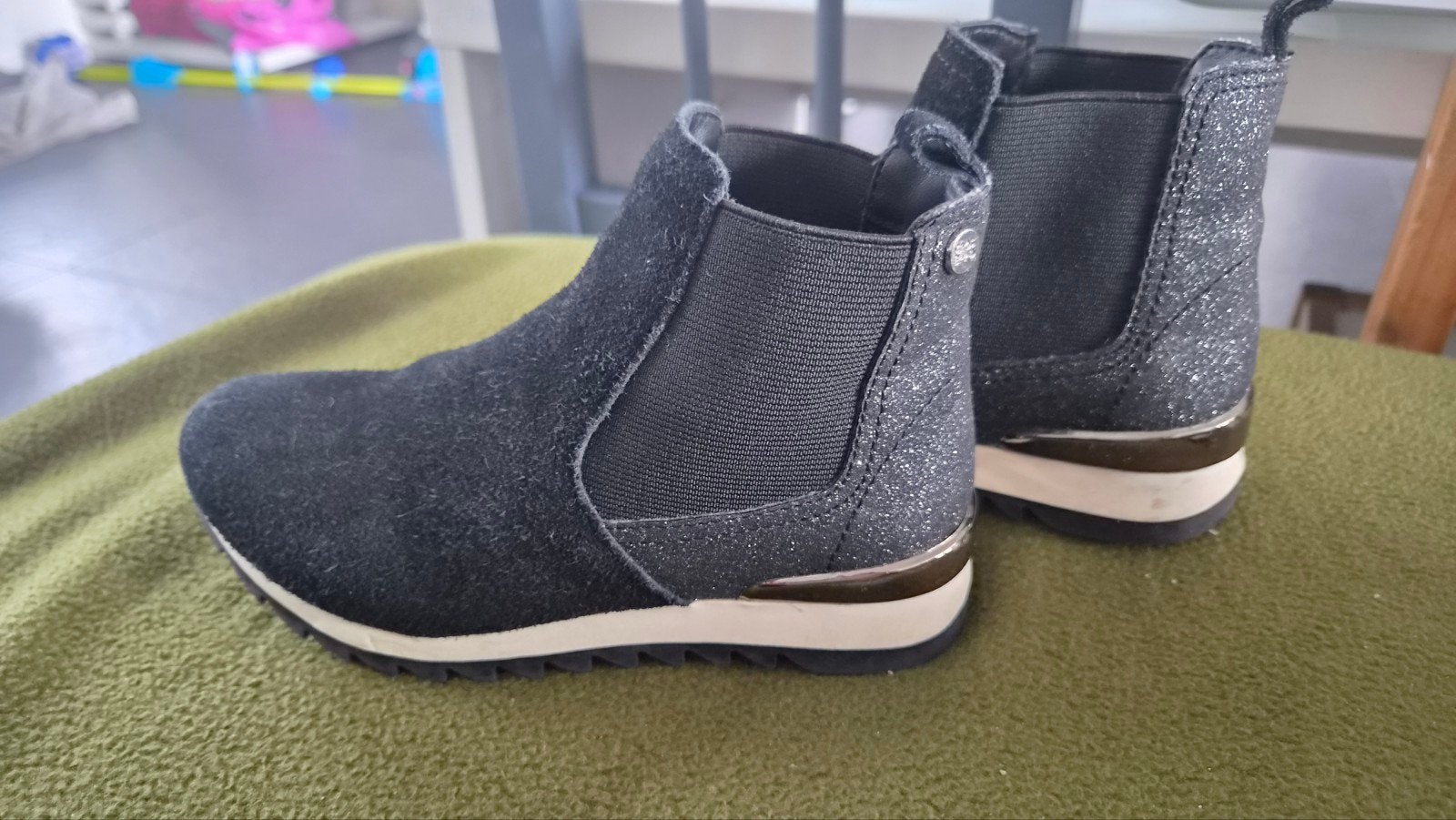 Gios Eppo schoenen maat 26 zo goed als nieuw met glitter, Ophalen, Gios Eppo, Meisje, Schoenen