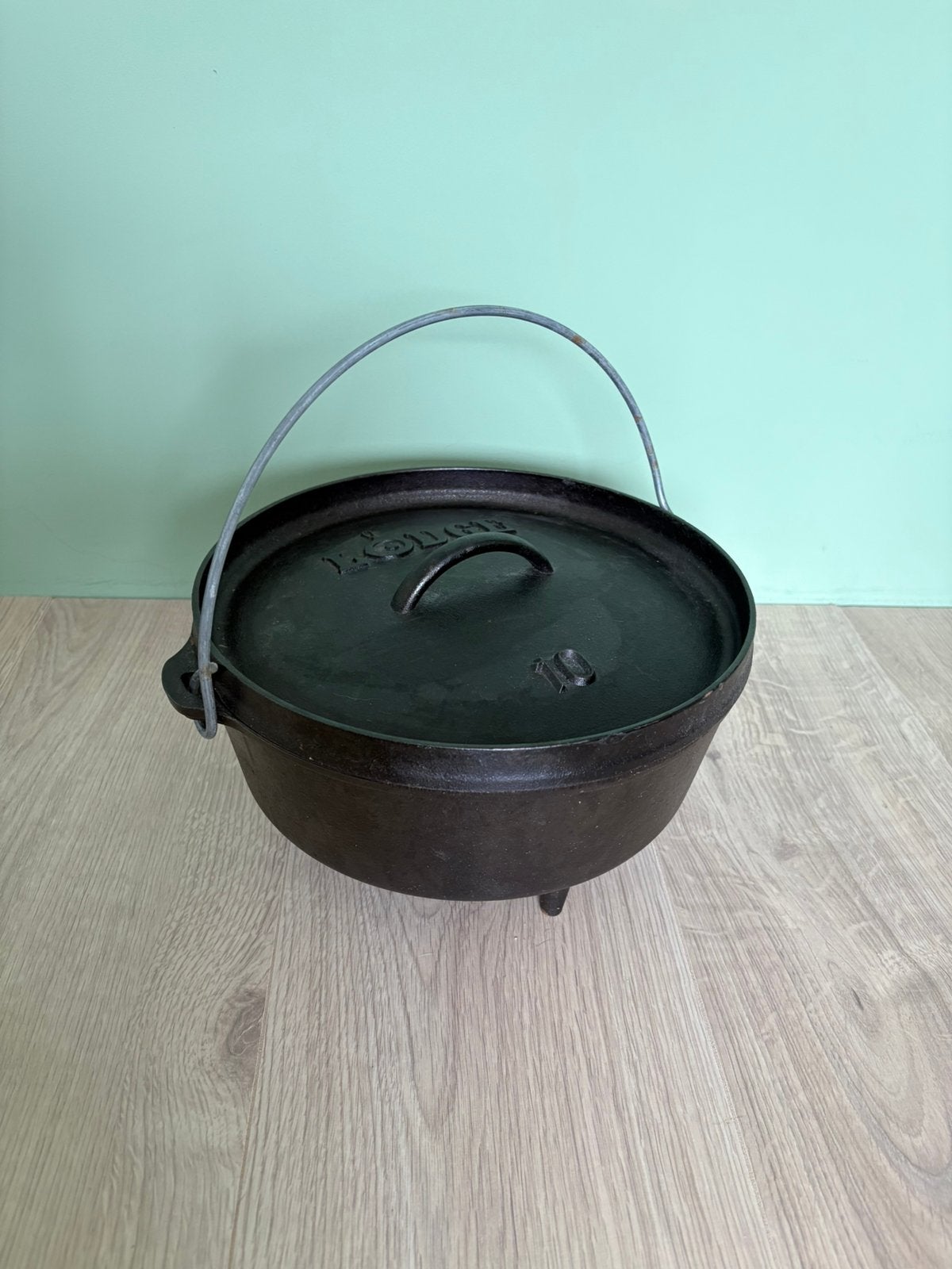 Gietijzeren dutch oven van Lodge, Huis en Inrichting, Keuken | Potten en Pannen, Ophalen, Gebruikt, Geschikt voor barbecue, Overige merken