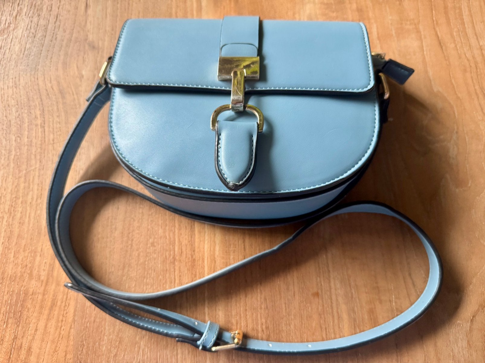 Schoudertas CHARM LONDON “Ice Blue”, Ophalen of Verzenden, Blauw, Schoudertasje