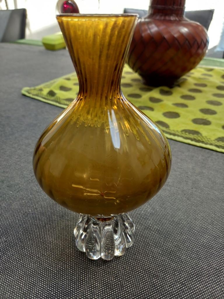 Vintage amberkleurige vaas van Aseda Zweden, jaren '60., Antiek en Kunst, Ophalen of Verzenden