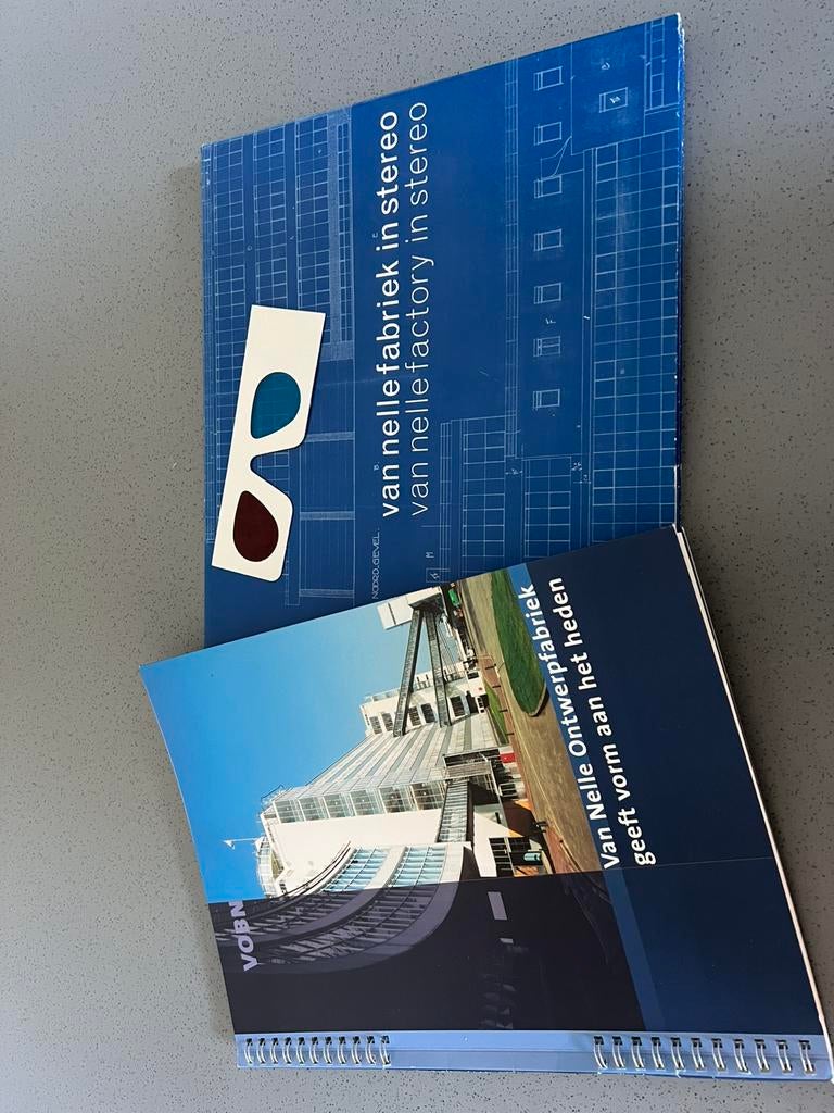 Twee boeken over Van Nelle, Ophalen of Verzenden, Zo goed als nieuw