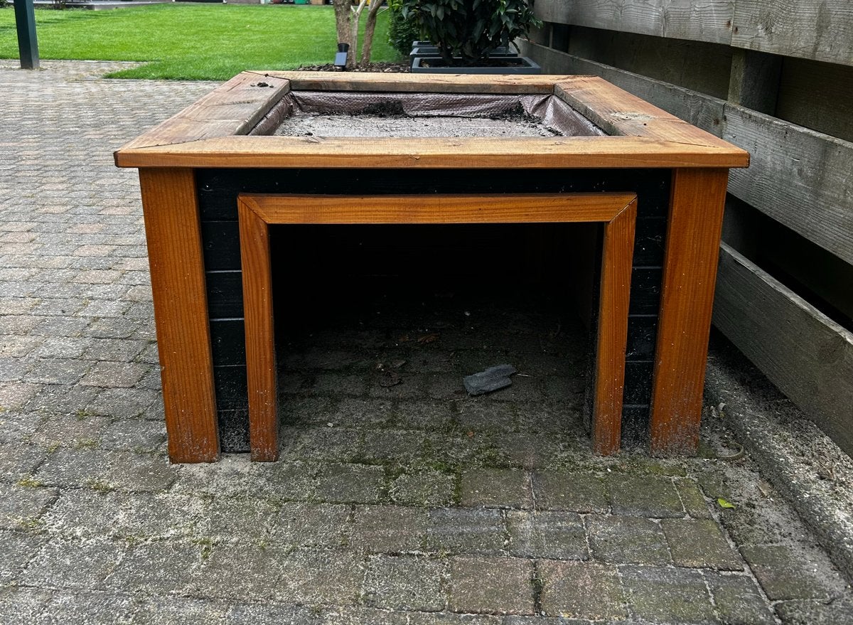 Robotmaaier huisje met plantenbak, Ophalen, Gebruikt, 60 tot 100 cm, Rechthoekig