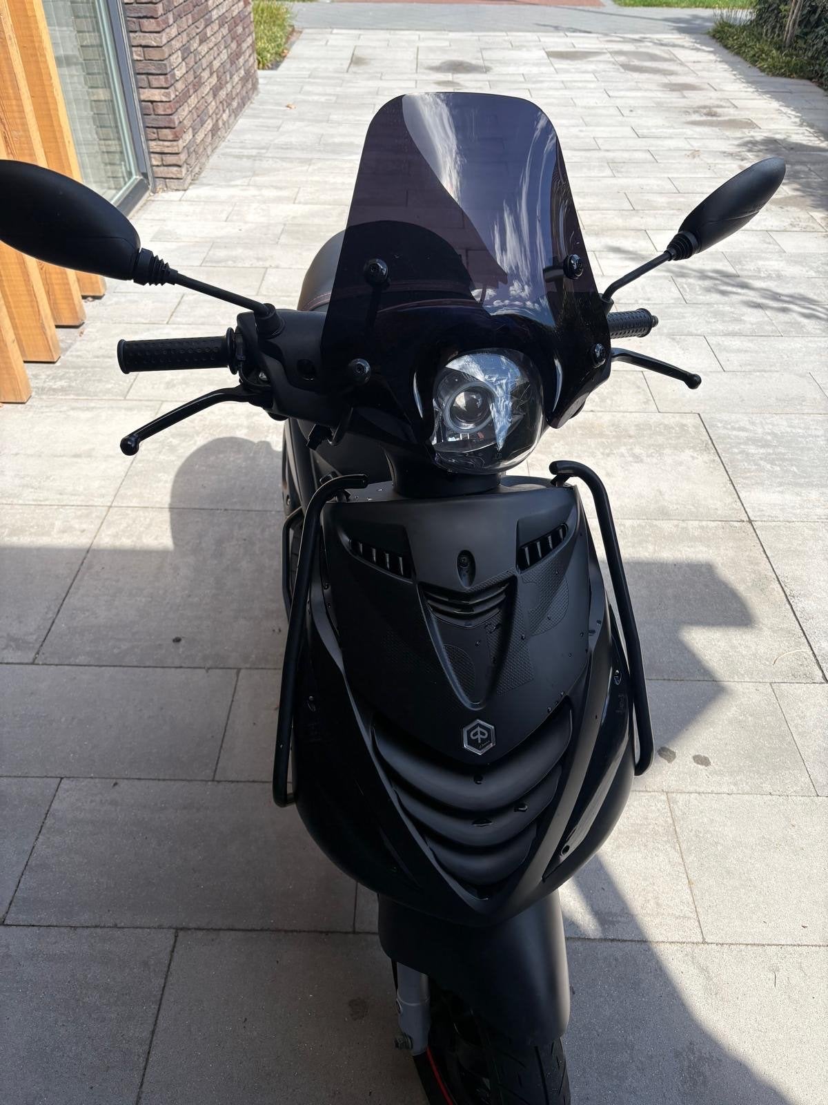 Piaggio Zip 4T SP E5 Bromscooter - Vol Optiepakket, Ophalen, Piaggio, Gebruikt, Benzine