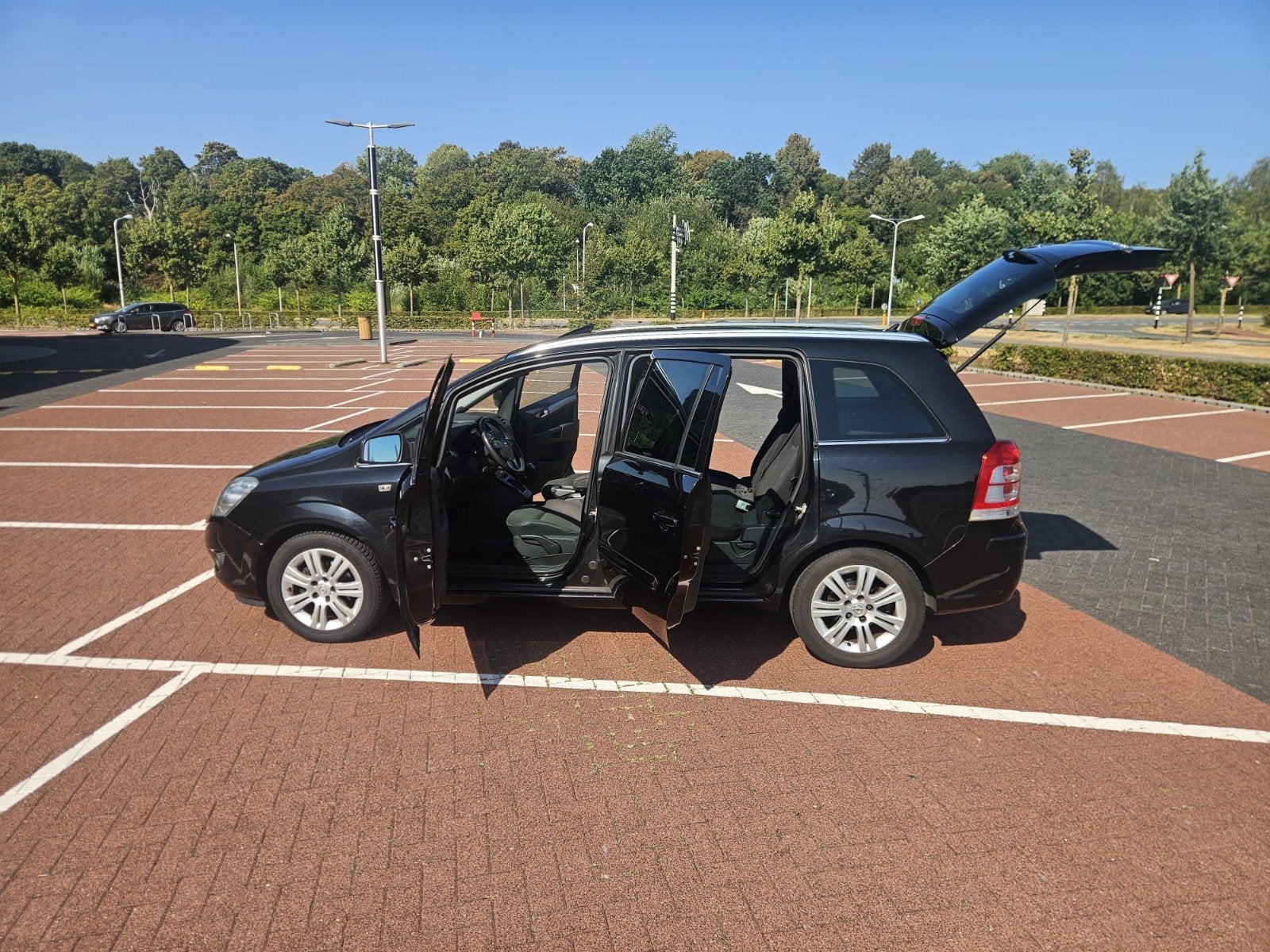 Opel Zafira 7-Zits | 140 PK | 171.000 km | APK tot juli 2027, Voorwielaandrijving, Stof, Xenon verlichting, Zwart