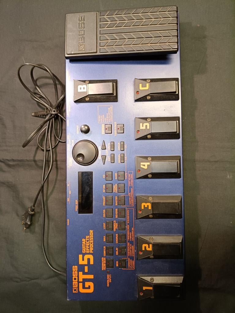Boss GT-5 en (gratis erbij) Digitech BP8, Muziek en Instrumenten, Effecten, Ophalen, Zo goed als nieuw