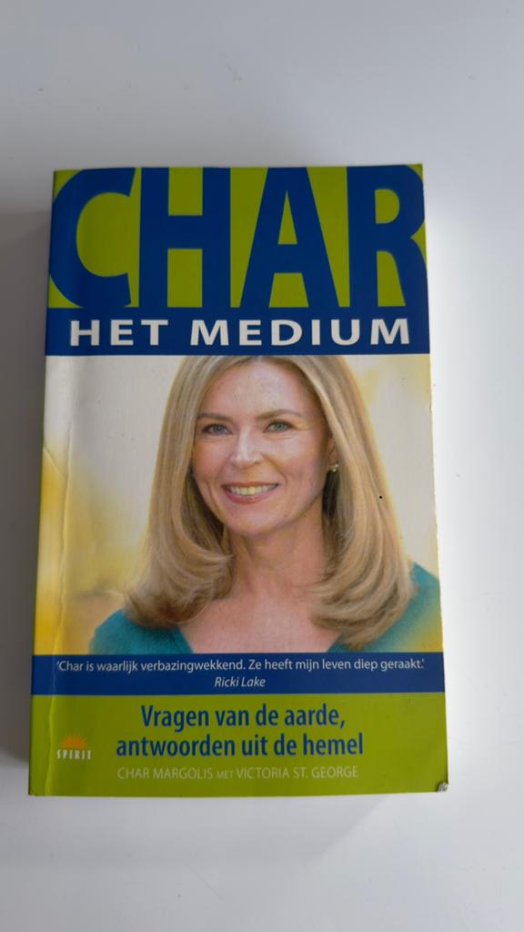 Char het medium boek, Boeken, Ophalen of Verzenden, Zo goed als nieuw, Esoterie en Spiritualiteit