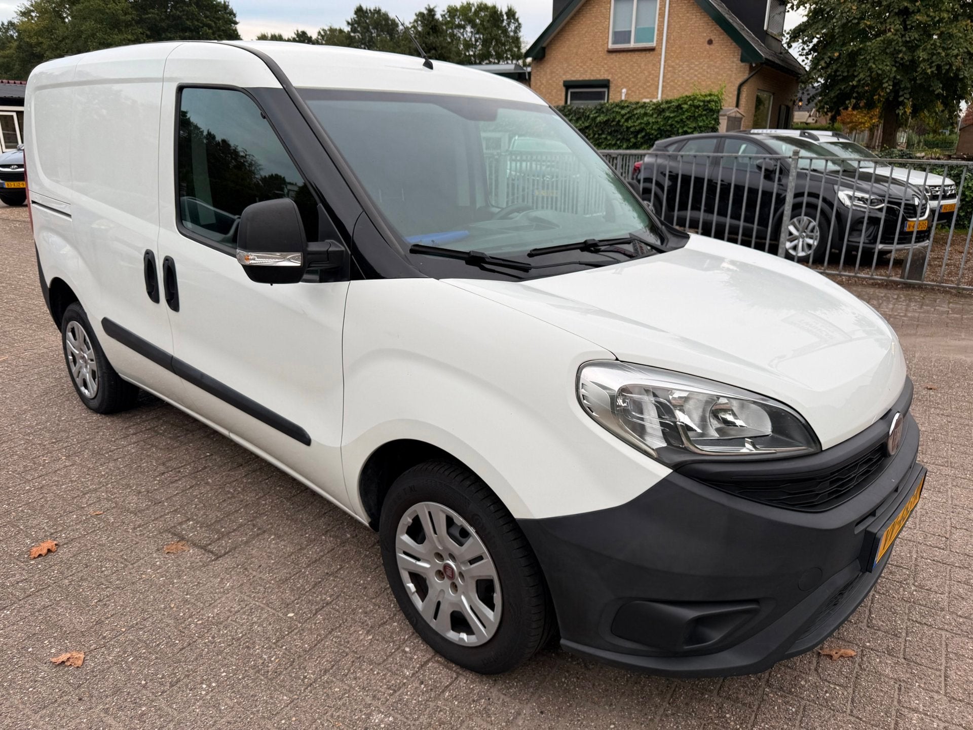 Fiat Doblò Cargo 1.3 MJ L1H1 Actual AIRCO BLUETOOTH, Voorwielaandrijving, Euro 5, Stof, Gebruikt