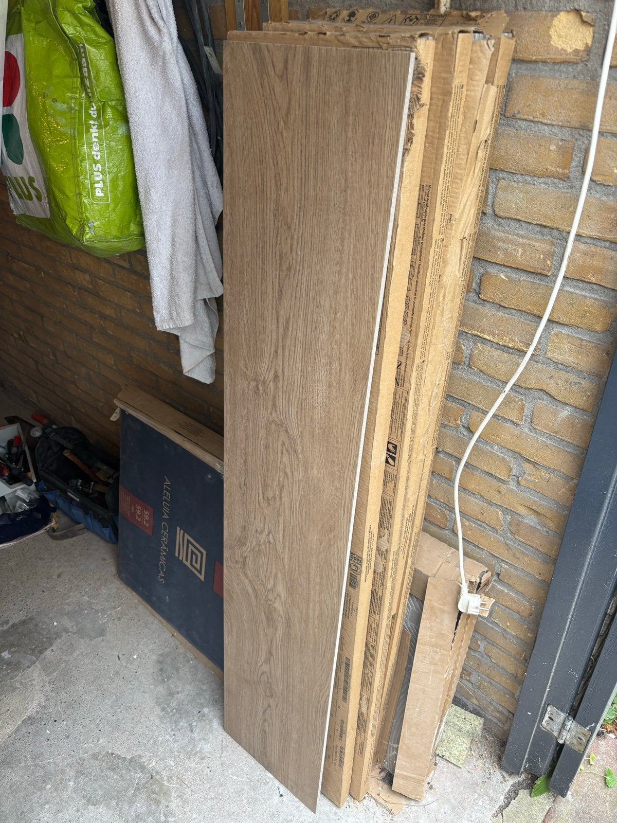 VLOERTEGELS BRUIN 30 X 149,5 (Jan Groen tegels), Ophalen, Keramiek, Nieuw, Minder dan 5 m²