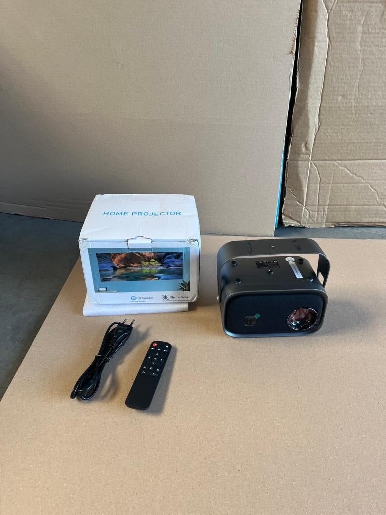 Home Projector/beamer - nieuw (doos beschadigd), Shoppingtrending.info@gmail.com, Overige typen, Ophalen of Verzenden, Ambachtstraat 14C de Lutte