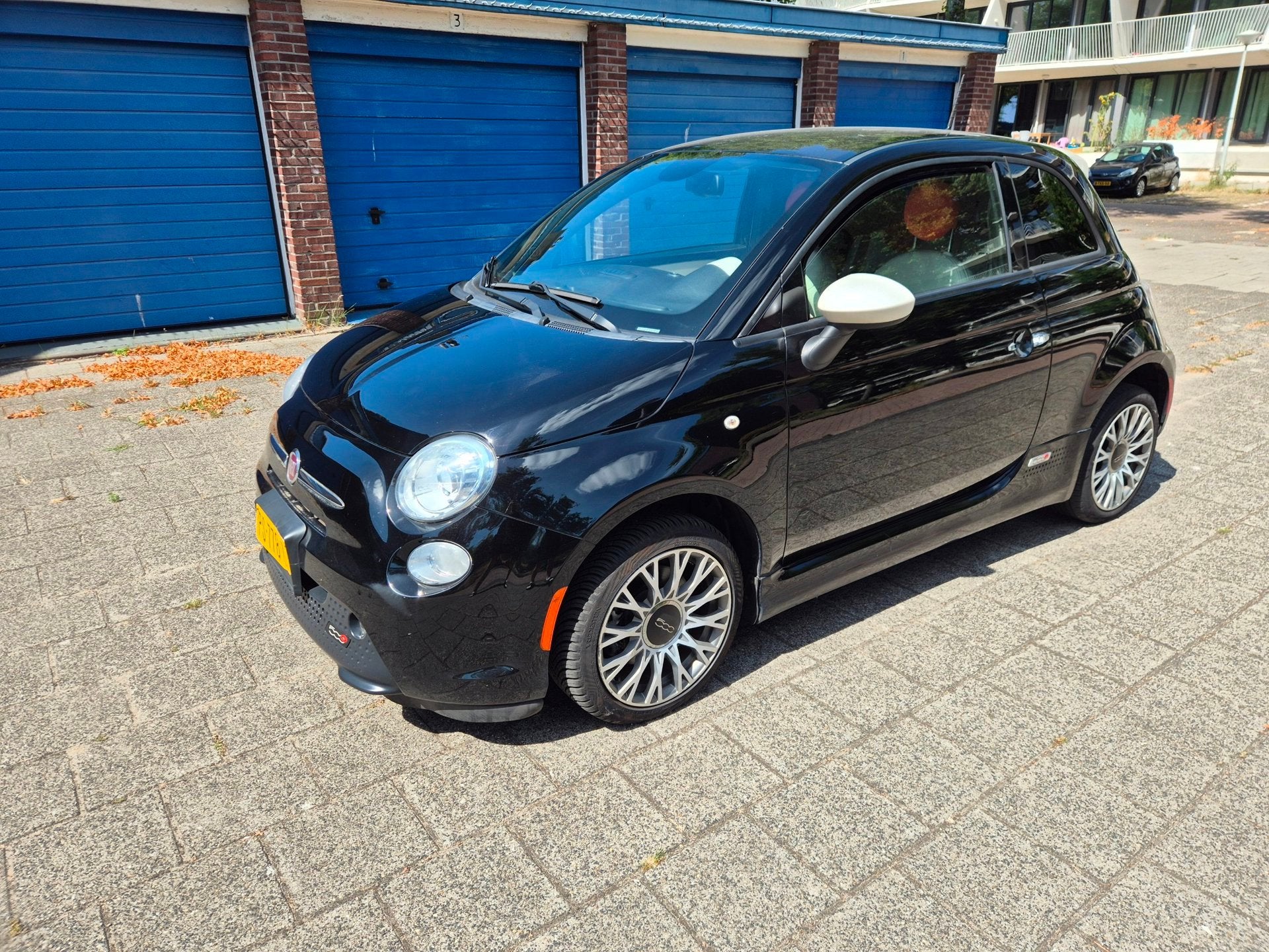 Fiat 500 E 24kwh, Gebruikt, 4 stoelen, Zwart, Leder