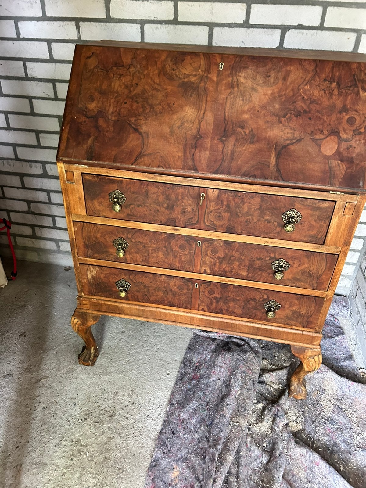 Antieke secretaire (notenhout), Ophalen