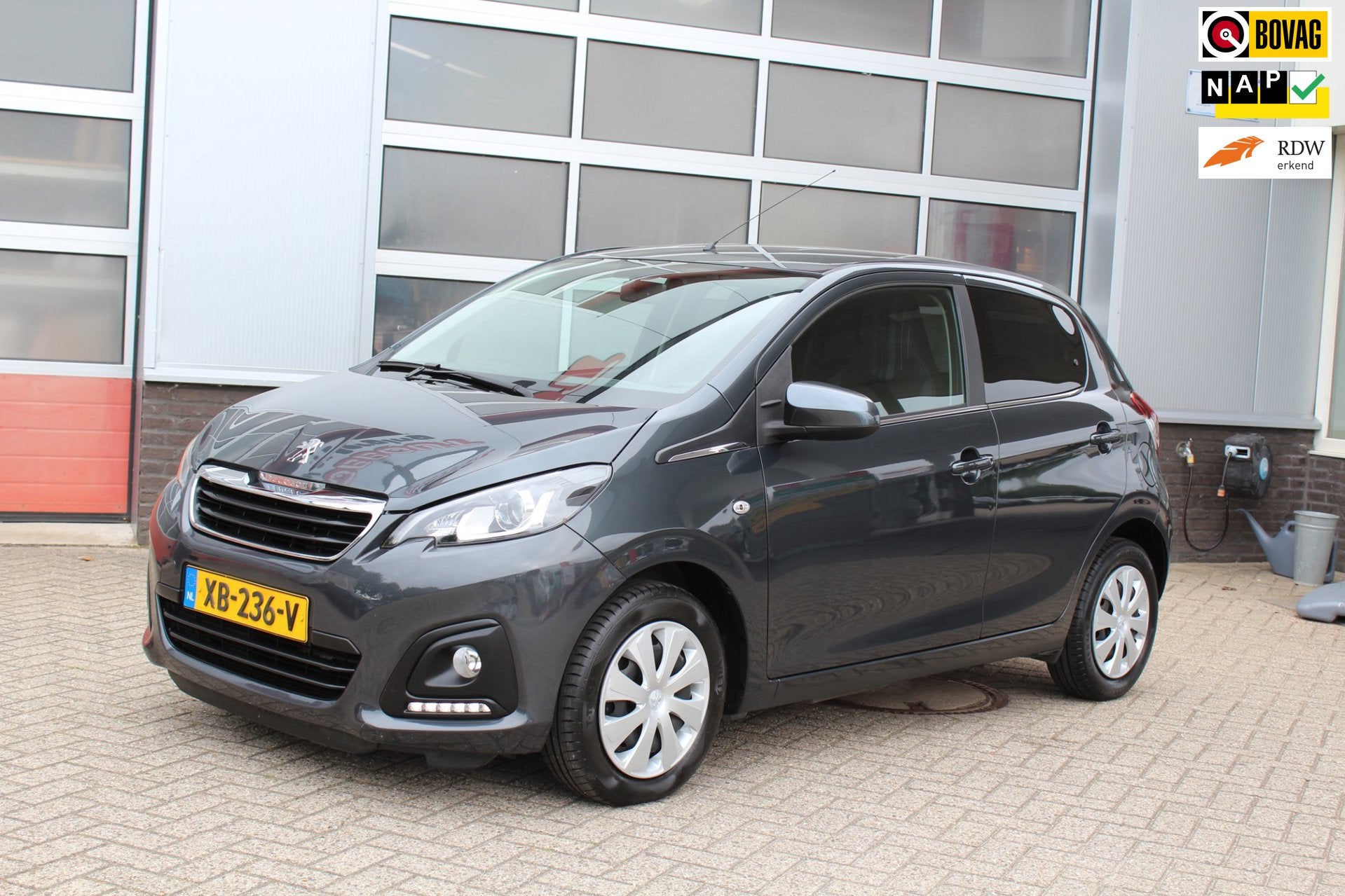 Peugeot 108 1.0 e-VTi Active TOP!, Auto's, Voorwielaandrijving, Stof, Gebruikt, 4 stoelen