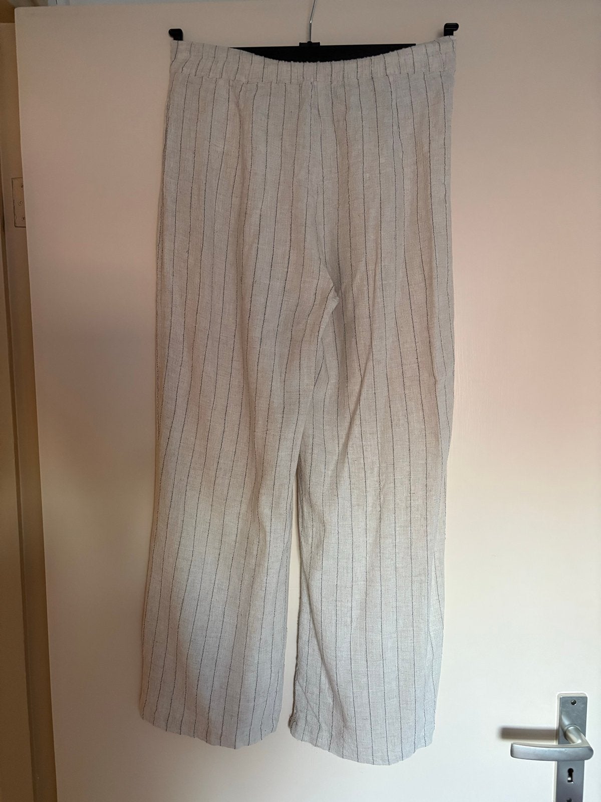 VILA gestreepte linnen broek maat 34, Beige, Ophalen of Verzenden, Zo goed als nieuw, Maat 34 (XS) of kleiner
