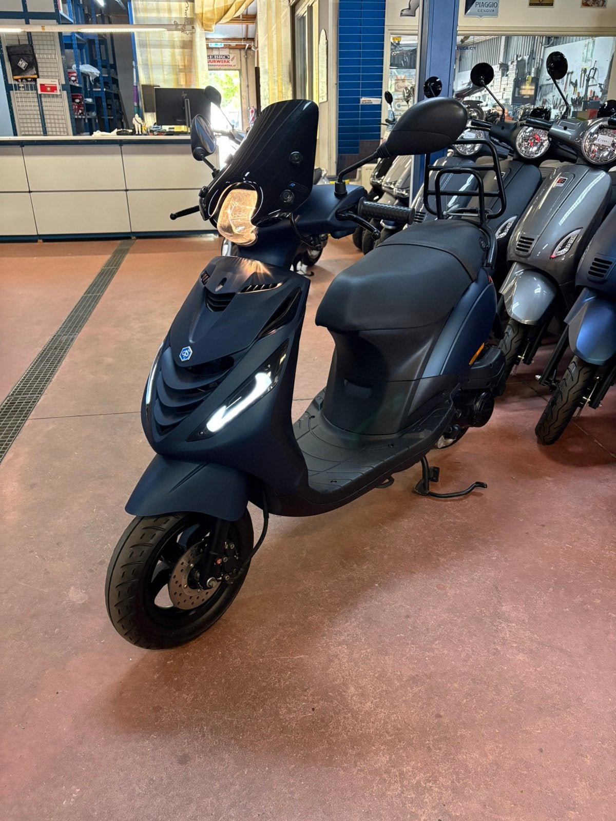 Gebro scooters: Piaggio zip SP-line 45KM BJ2018 mat blauw, Maximaal 45 km/u, Zip, Nieuw, Ophalen of Verzenden