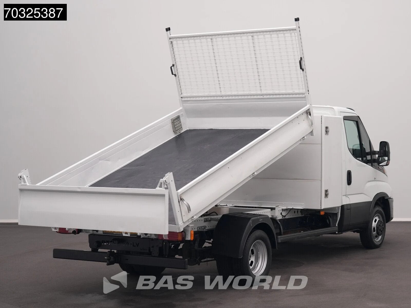 Iveco Daily 35C16 3.0L Kipper Doppelbereifung 3,5t AHK Navi, 3010 kg, Stof, Gebruikt, Euro 6