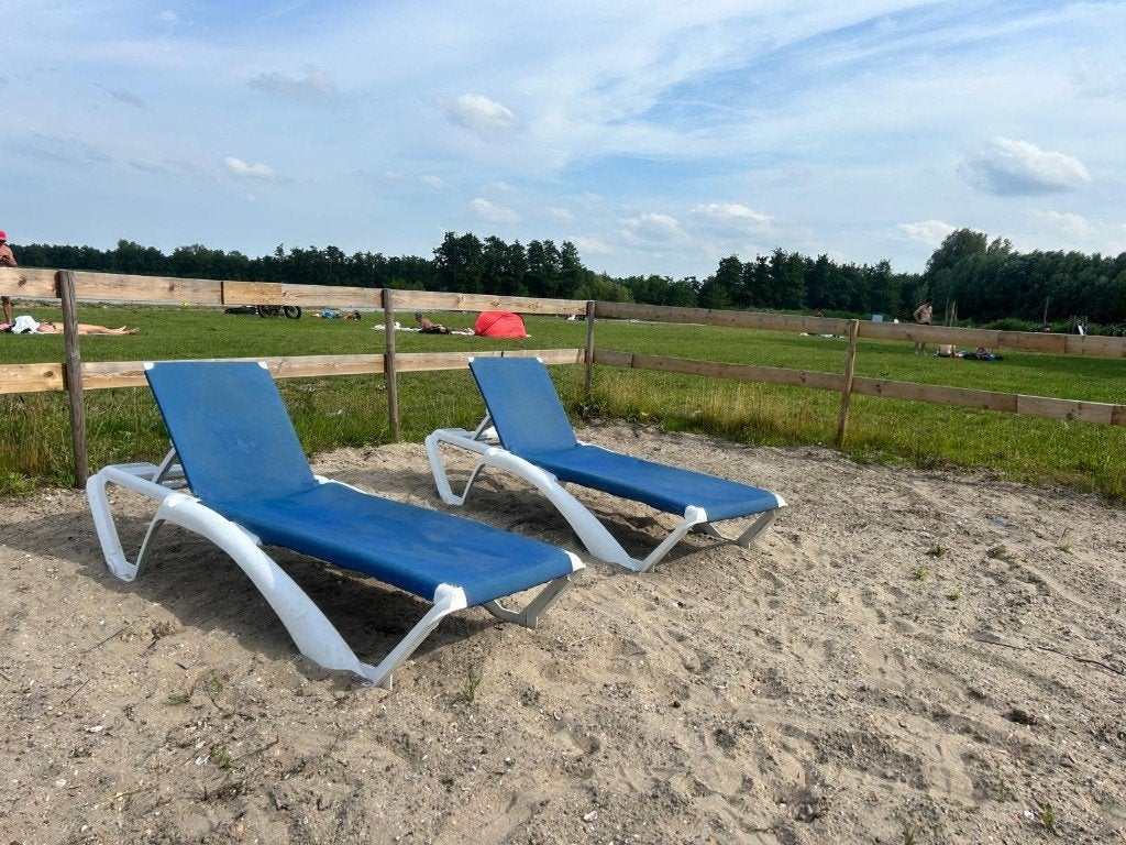 Ligbedden 20 stuks, Ophalen, Zo goed als nieuw, Kunststof, Verstelbaar