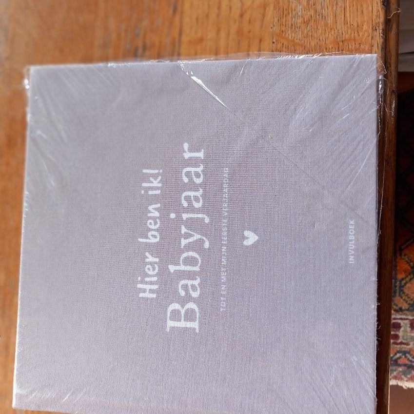 Babyboek - hier ben ik! Babyjaar, Ophalen of Verzenden, Nieuw