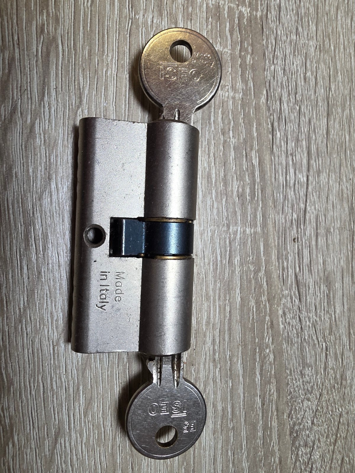ISEO Cilinderslot met Sleutels - Made in Italy, Ophalen of Verzenden, Gebruikt, Overige materialen, Slot