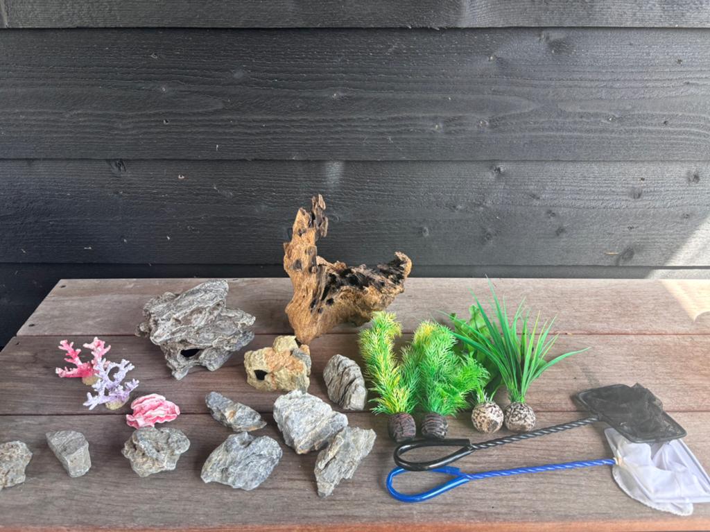 Diverse aquarium decoratie, Ophalen of Verzenden, Gebruikt, Plant(en), Steen of Hout, Overige merken