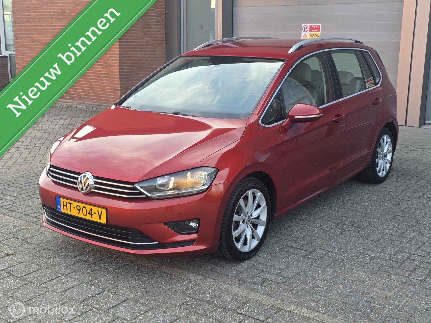 Volkswagen Golf Sportsvan 1.4 TSI Highline_Airco, Voorwielaandrijving, Dealer onderhouden, 125 pk, 4 cilinders