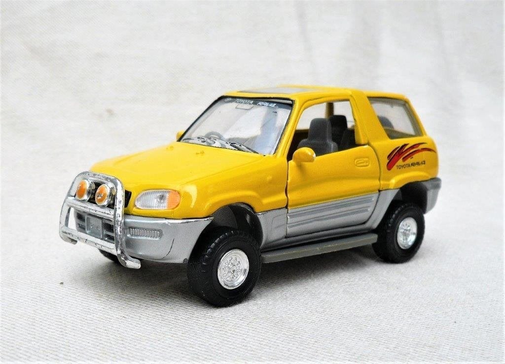 Toyota RAV4, Tinstoys China 3623, schaal 1/32., Ophalen of Verzenden, Zo goed als nieuw, Auto, Overige merken