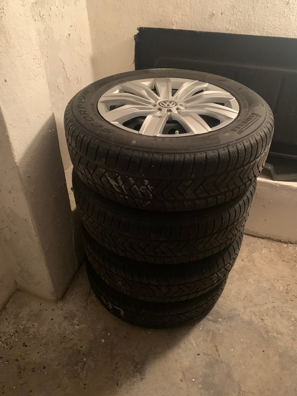 Pirelli Scorpion Winterbanden VW Tiguan 2016-2024, Ophalen, Banden en Velgen, 17 inch, Winterbanden