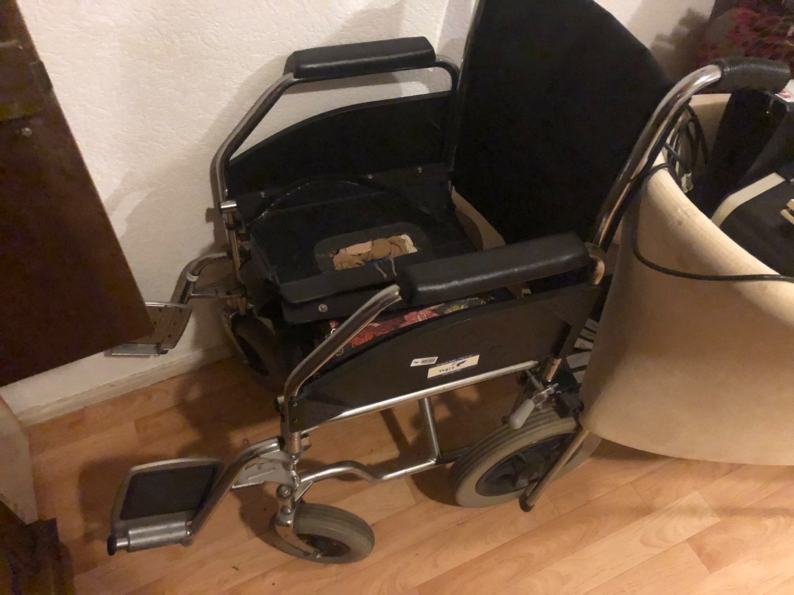 Nette gebruikte rolstoel te koop, Ophalen of Verzenden, Zo goed als nieuw, Duwrolstoel