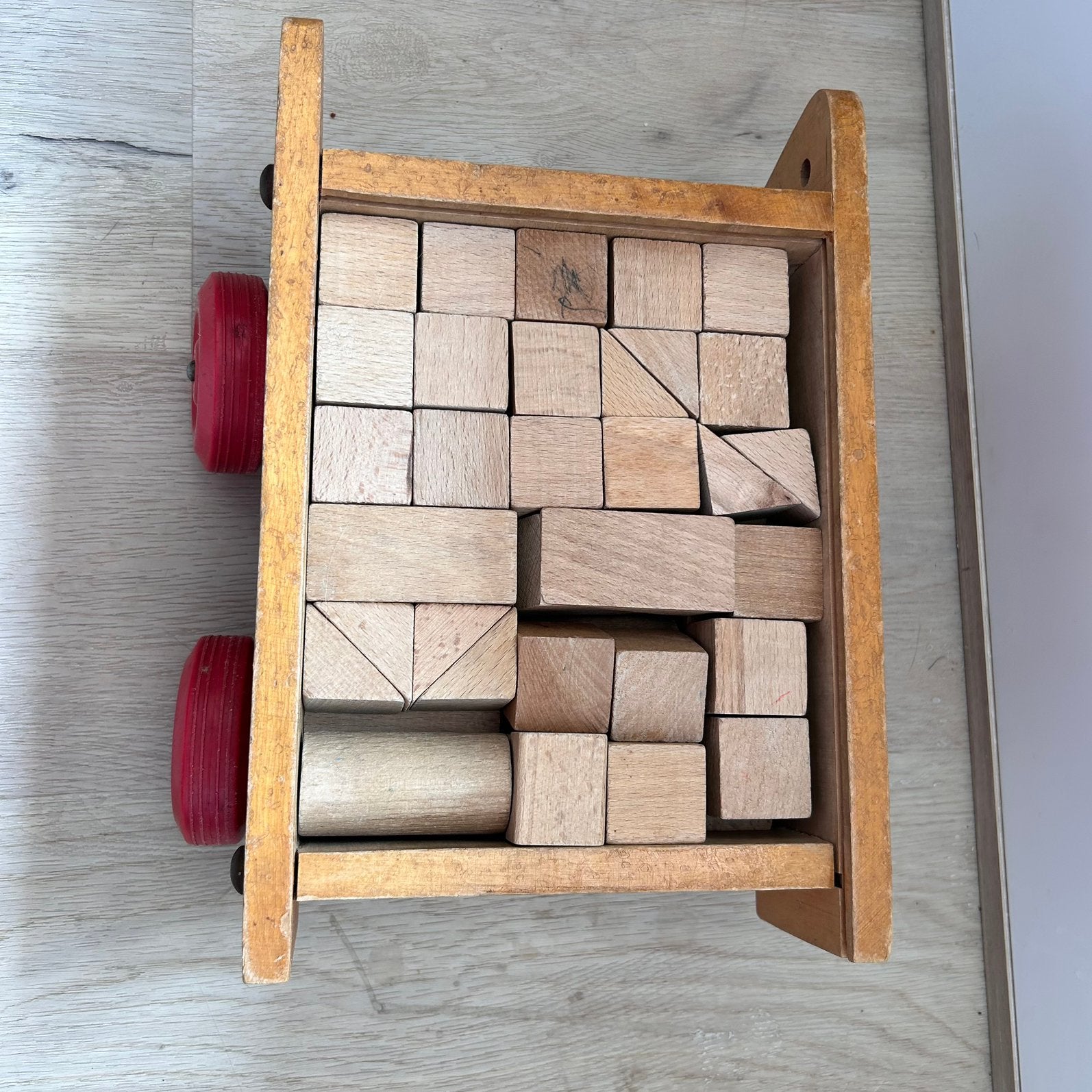 Vintage houten blokkenkar met veel houten blokken – compleet, Kinderen en Baby's, Speelgoed | Houten speelgoed, Ophalen of Verzenden