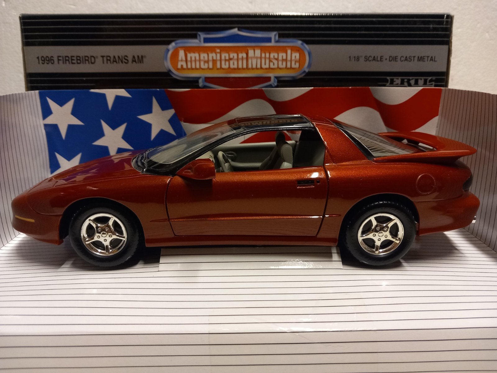 Pontiac Firebird Trans Am Targa dark red ERTL metal 1:18 KRD, Hobby en Vrije tijd, Modelauto's | 1:18, Ophalen of Verzenden, Zo goed als nieuw