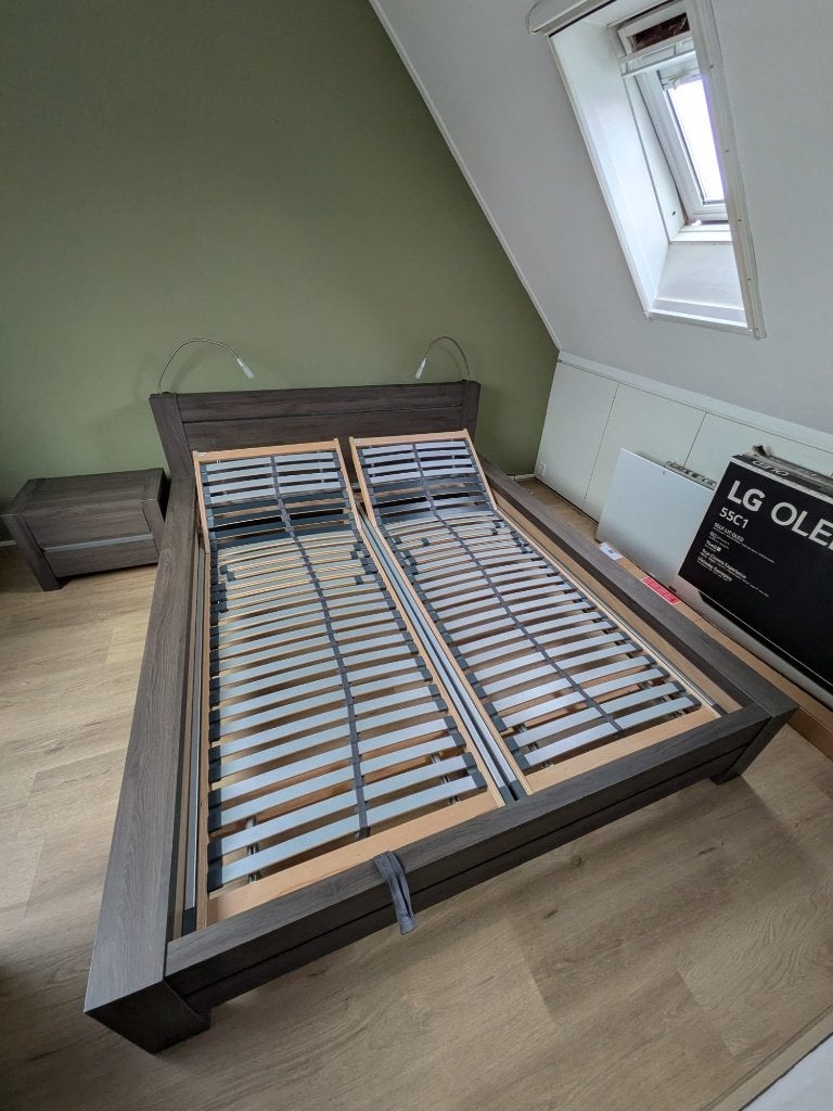 Tweepersoonsbed 160x210 Goossens met lampjes + nachtkastje, Ophalen, Bruin, 210 cm, Tweepersoons